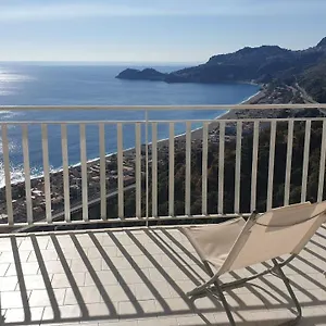 Appartamento Casa Vacanze Mamma Angela, Letojanni